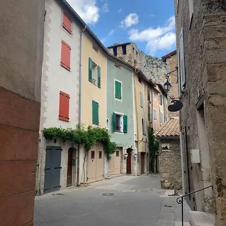 Agreable Maison De Village. Holiday home Castellane
